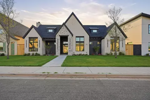 14807 Oxford Ave, Lubbock, TX 79423