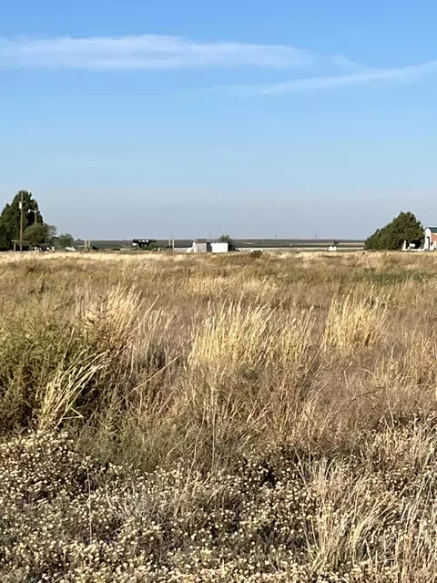 3140 Sparrow Rd, Lubbock, TX 79407