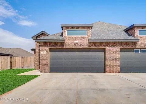 1206 N Essex Ave, Lubbock, TX 79416