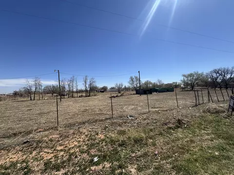 1513 County Rd 3010, Lubbock, TX 79403