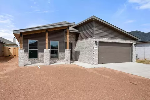 2423 Aberdeen Ave, Wolfforth, TX 79382