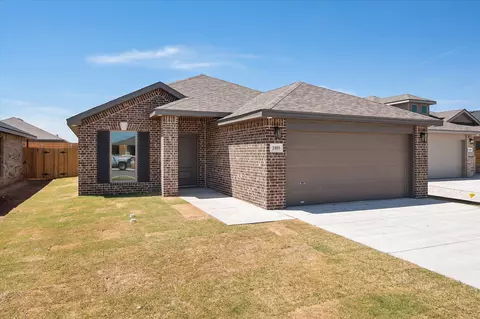 2405 Bryan Ave, Wolfforth, TX 79382