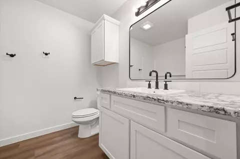 Bath - 12010 Iola Dr, Lubbock, TX 79424 photo 2 of 2