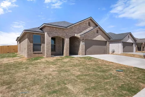 12010 Iola Dr, Lubbock, TX 79424