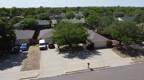 7914 Aberdeen Ave, Lubbock, TX 79424