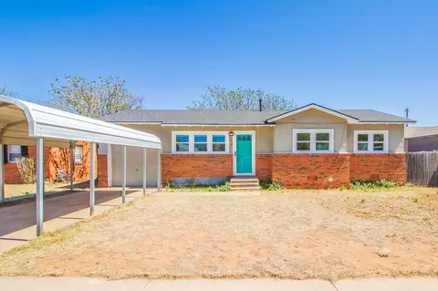 133 Elgin Ave, Levelland, TX 79336