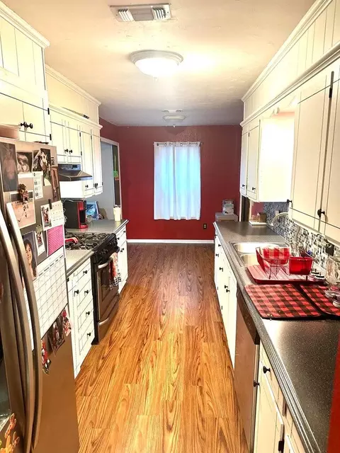 Kitchen - 1313 Jefferson St, Plainview, TX 79072 photo 1 of 3