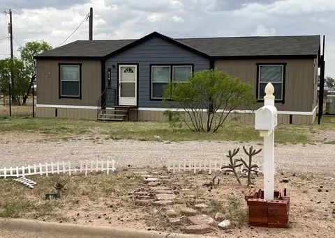 516 May St, Post, TX 79356 photo 2