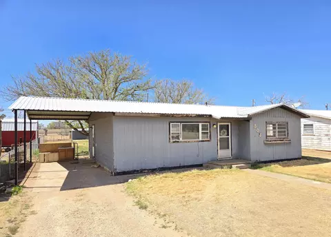 803 N Donley Ave, Tulia, TX 79088