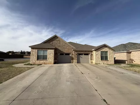 2026 102nd St, Lubbock, TX 79423