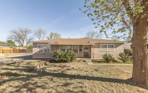 1918 42nd St, Lubbock, TX 79412