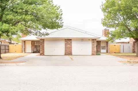 6614 Grover Ave, Lubbock, TX 79424