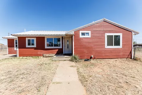 Exterior - 3807 E 3rd St, Lubbock, TX 79403 photo 2 of 4