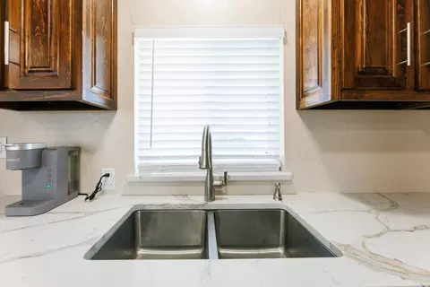 Kitchen - 3807 E 3rd St, Lubbock, TX 79403 photo 4 of 9
