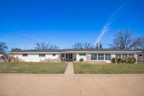 1301 E Buckley St, Brownfield, TX 79316