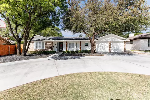 6226 Lynnhaven Dr, Lubbock, TX 79413