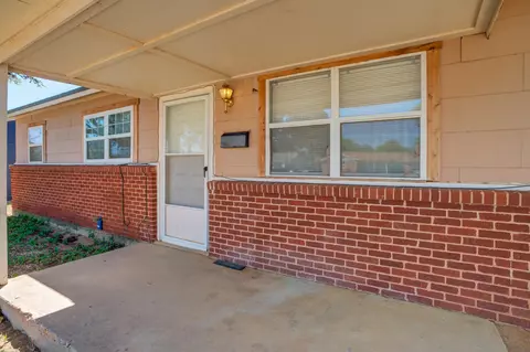 4915 39th St, Lubbock, TX 79414