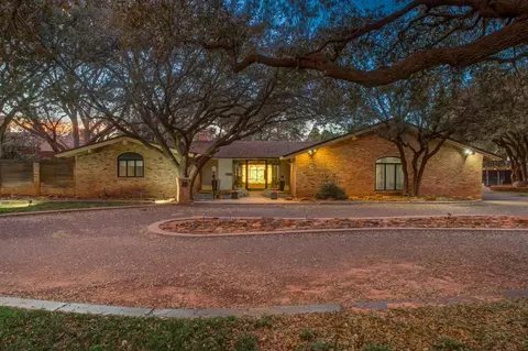 1904 Vicksburg Ave, Lubbock, TX 79407