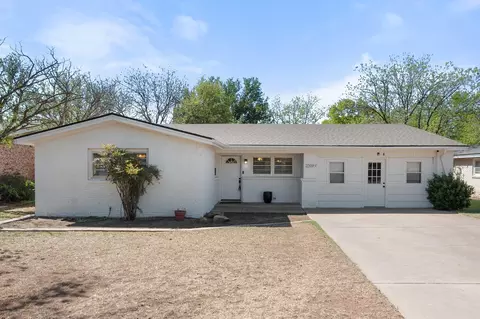2319 53rd St, Lubbock, TX 79412