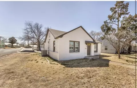 2301 27th St, Lubbock, TX 79411