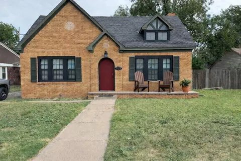 2222 17th St, Lubbock, TX 79401