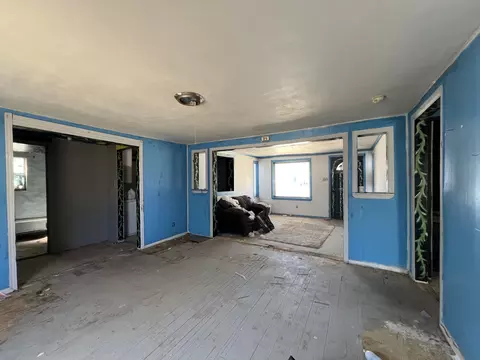 Living - 210 E 36th St, Lubbock, TX 79404 photo 5 of 7