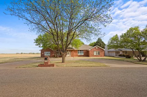 6812 1st St, Lubbock, TX 79416