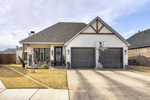 823 N 6th Cir, Wolfforth, TX 79382