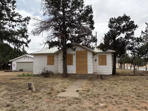709 81st St, Lubbock, TX 79404