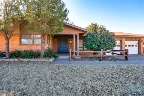 2123 66th St, Lubbock, TX 79412