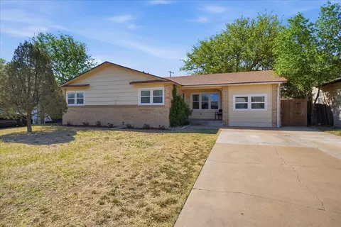 5209 41st St, Lubbock, TX 79414