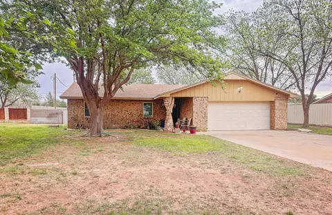 2931 Mockingbird Ln, Denver City, TX 79323