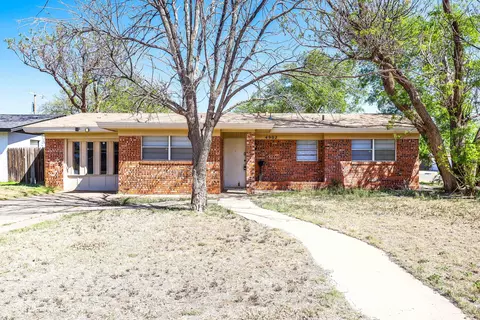 4902 43rd St, Lubbock, TX 79414