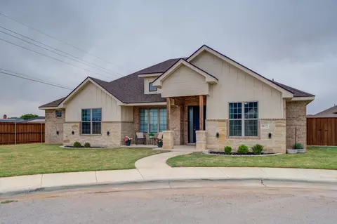 9612 Inverness Ave, Lubbock, TX 79424