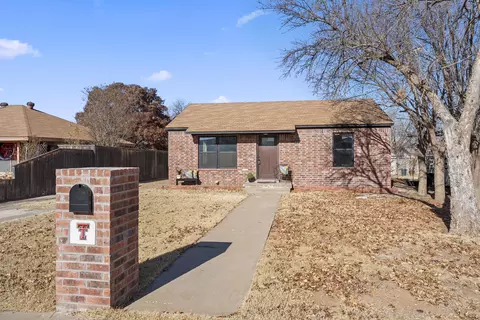 4820 39th St, Lubbock, TX 79414