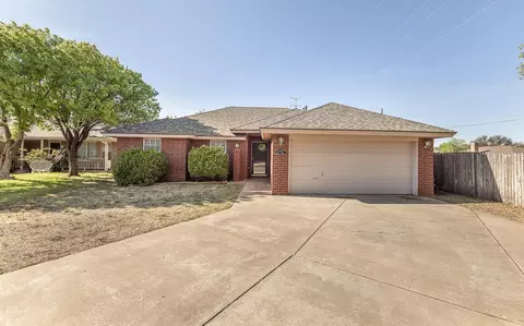 2923 85th St, Lubbock, TX 79423