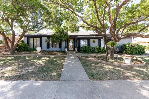 3713 95th St, Lubbock, TX 79423