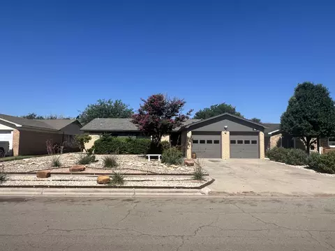 7814 Vernon Ave, Lubbock, TX 79423