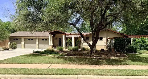 4406 15th St, Lubbock, TX 79416