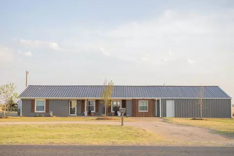 4702 E F M 41, Slaton, TX 79364