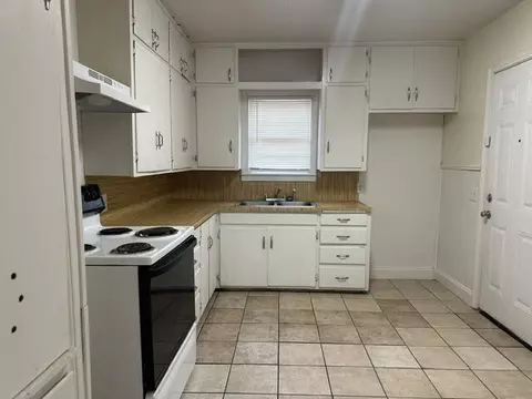 Kitchen - 2011 38th St, Lubbock, TX 79412 photo 3 of 3