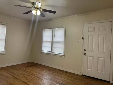 Living - 2011 38th St, Lubbock, TX 79412 photo 4 of 4