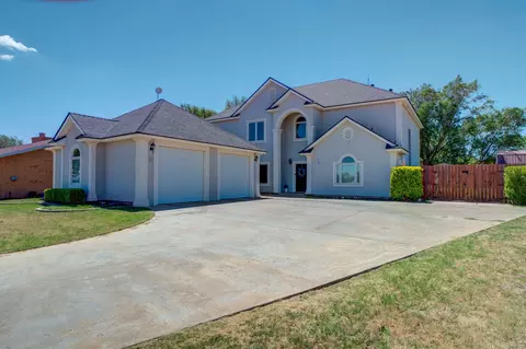 15 Parklane Dr, Ransom Canyon, TX 79366