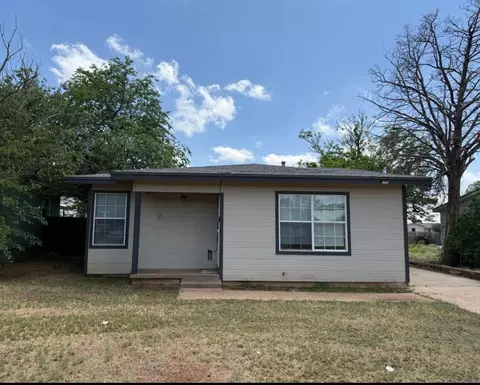 212 35th St, Snyder, TX 79549