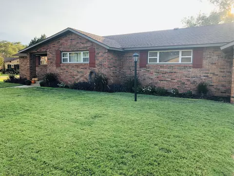 211 Reed Ave, Whitharral, TX 79380