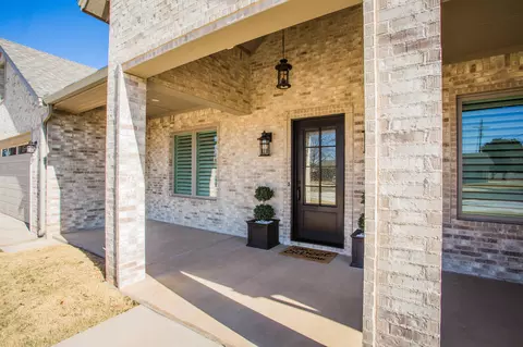 209 S Holliday St, Plainview, TX 79072