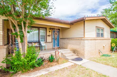 710 W 5th St, Post, TX 79356