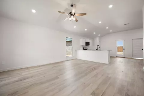 2412 Bryan Ave, Wolfforth, TX 79382 photo 5
