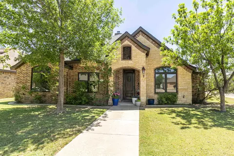 3807 105th St, Lubbock, TX 79423