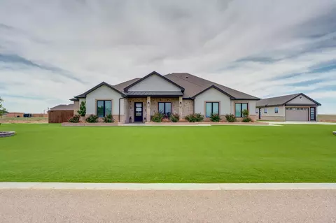 1111 Cooper Dr, Tahoka, TX 79373